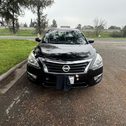  Nissan. Altima 