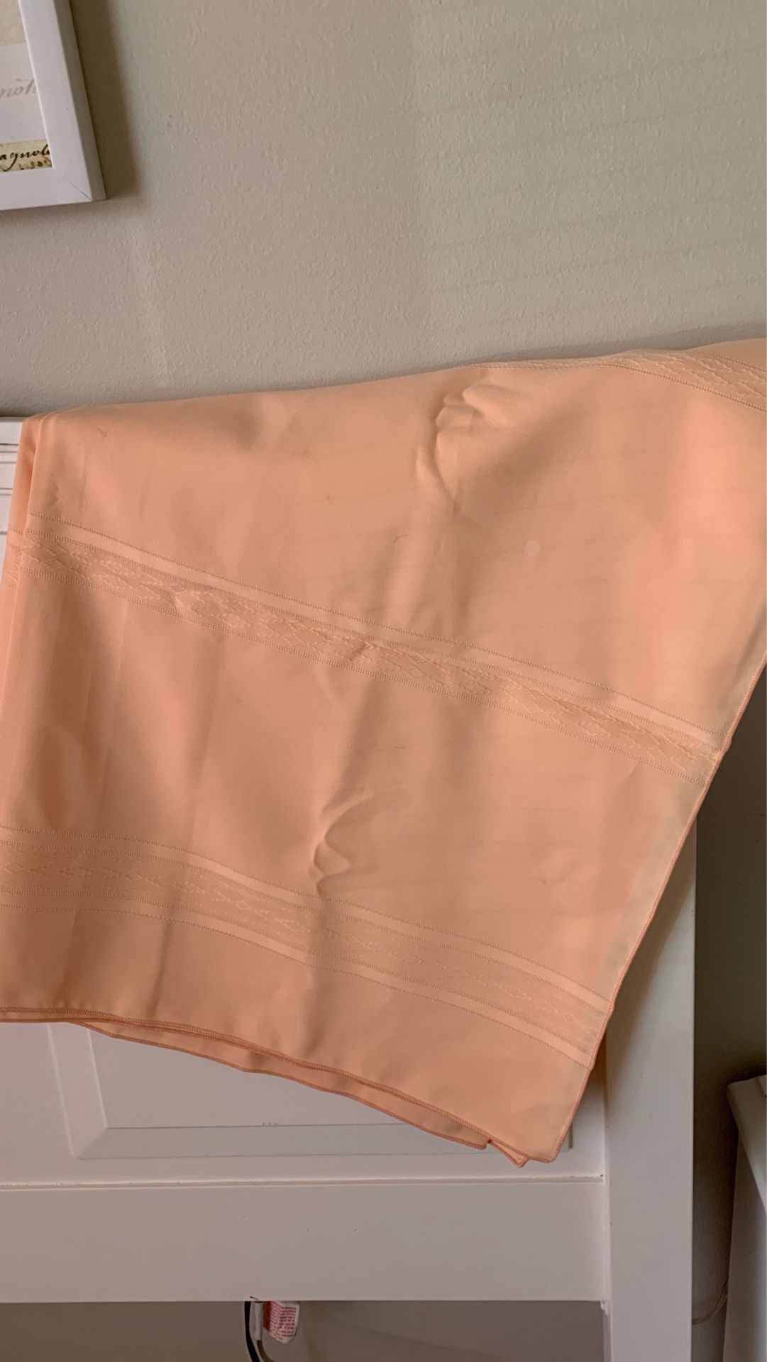 50x68 tablecloth peach