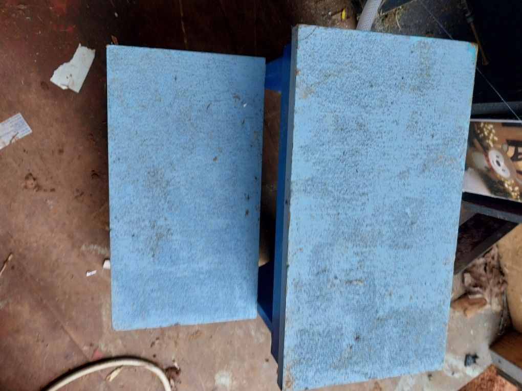 Child Step Stool With Airplane On Side 