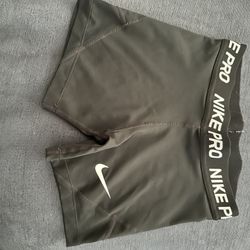 Nike Spandex Shorts - Youth Medium