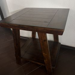 Side/coffee Table