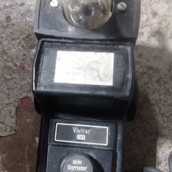 Vintage Vivitar 283 Flash With Bulb