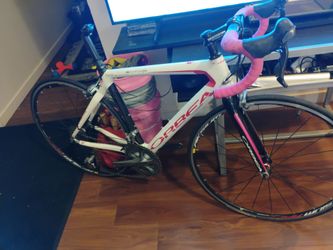 Orbea onix cracked frame but parts are worth buying