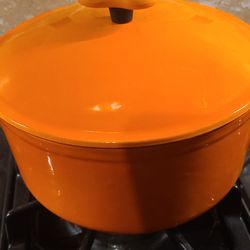 $35.00 Brand new Rachel Ray dutch oven