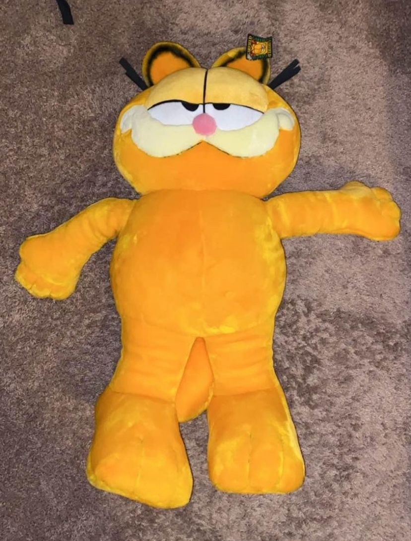 Vintage Jumbo Garfield plush