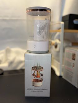Electric Makeup Brush Cleaner Clear Rose White
