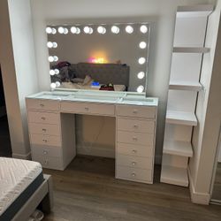 Bluetooth Makeup Vainty With Two Lack Shelf’s 