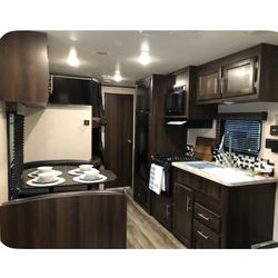 Fully Furnished Rentals North Tacoma