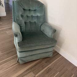 Single Swivel Chair 