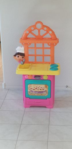 Doras kitchen