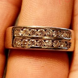 Mens Beautiful 14kt White Gold Diamond Ring Band