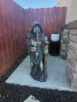 Plague Doctor Garden Statue with Staff
