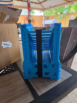 RV sewer line holder