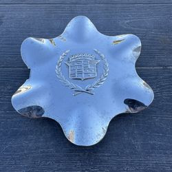 99-00 Cadillac Escalade Center Cap