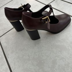 VINCE CAMUTO Lady Shoes Size 8 Practically New $50