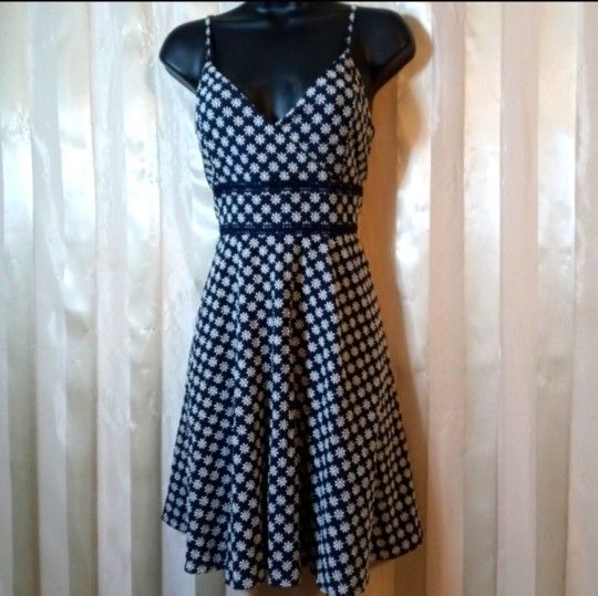 Pretty Navy & White Sundress