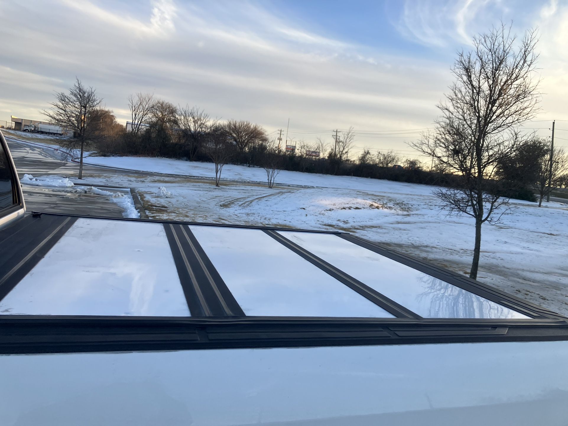 Tundra A.R.E FUSION Tonneau Bed Over