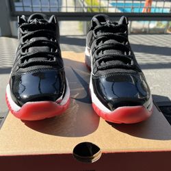 Jordan 11  Bred