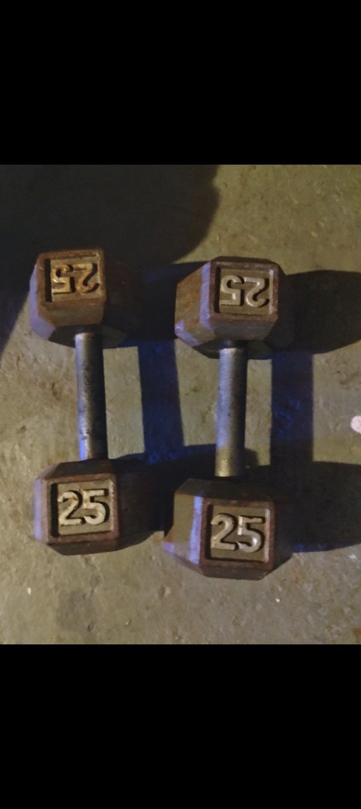 (2) 25 Lbs Dumbbells