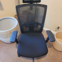 Like New Office Chair