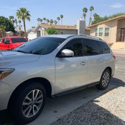 Nissan pathfinder