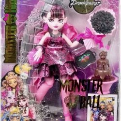 MONSTER HIGH MONSTER BALL DRACULAURA 2023 NEW!