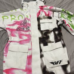 OFF WHITE- GORETEX Ski jacket Size large