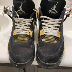 Jordan 4 Thunder (will trade)