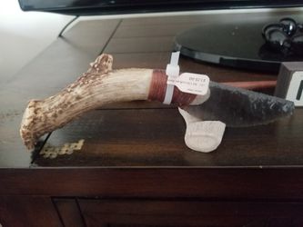 Obsidian and antelope knife