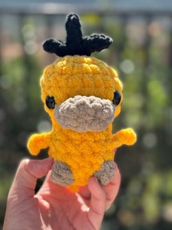 Pokémon Psyduck handmade 🧶 crochet 🧶 plushie
