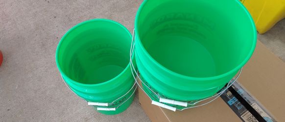 Menards 5&3.5 Gal Buckets
