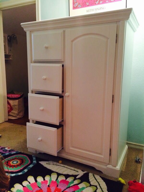 Jardine Baby Children S Wardrobe Armoire For In Dallas Tx Jardine Baby Children S Wardrobe Armoire For In Dallas Tx Offerup