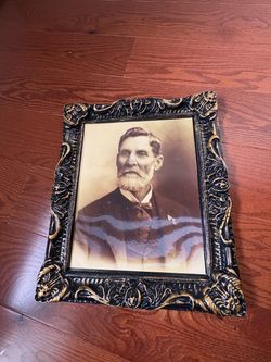 3D Lenticular Halloween Portrait 14.75x12.25 Gothic Haunted House Changing Prop