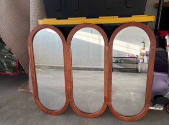 Wood mirror