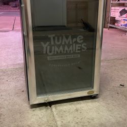  Stainless Steel Glass-Door Beverage Cooler / Mini Fridge