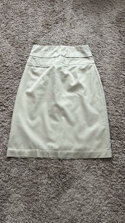 Midi skirt in Khaki cotton material