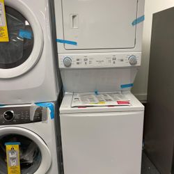 New Frigidaire Washer And Gas Dryer Stack Unit
