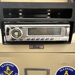 Kenwood KDC-MPV619 CD Face Off Car Radio  *USED With Bracket And Remote**