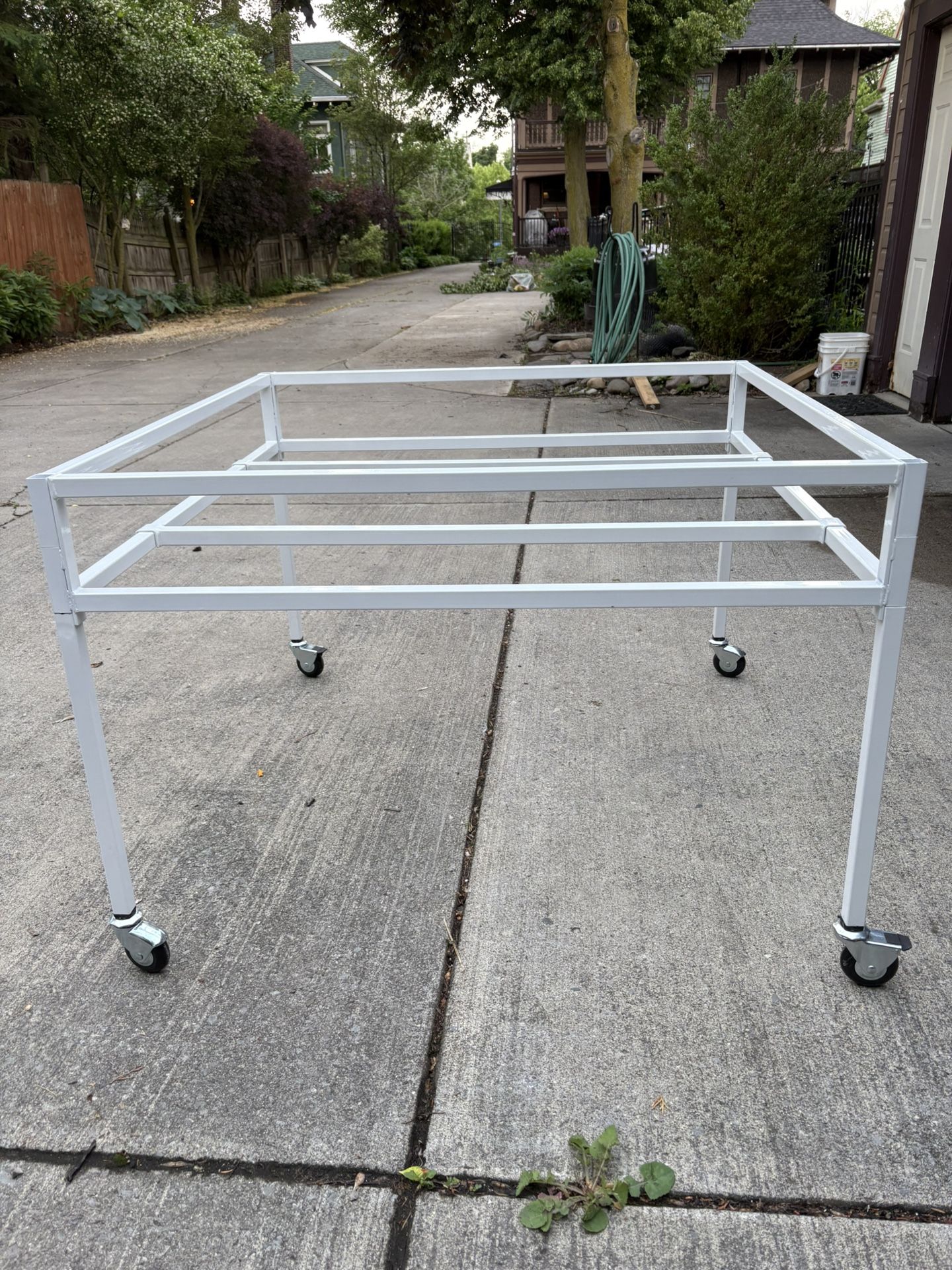 3’ x 3’' Flood Table Tray Stand for Hydroponic Trays