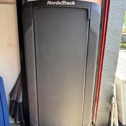 NORDIC Track treadmill