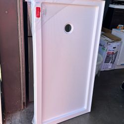 60x32 shower base fiber glass $199