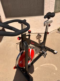 Sunny Health & Fitness Indoor Cycling Bike – Needs Repair – $75 OBO
