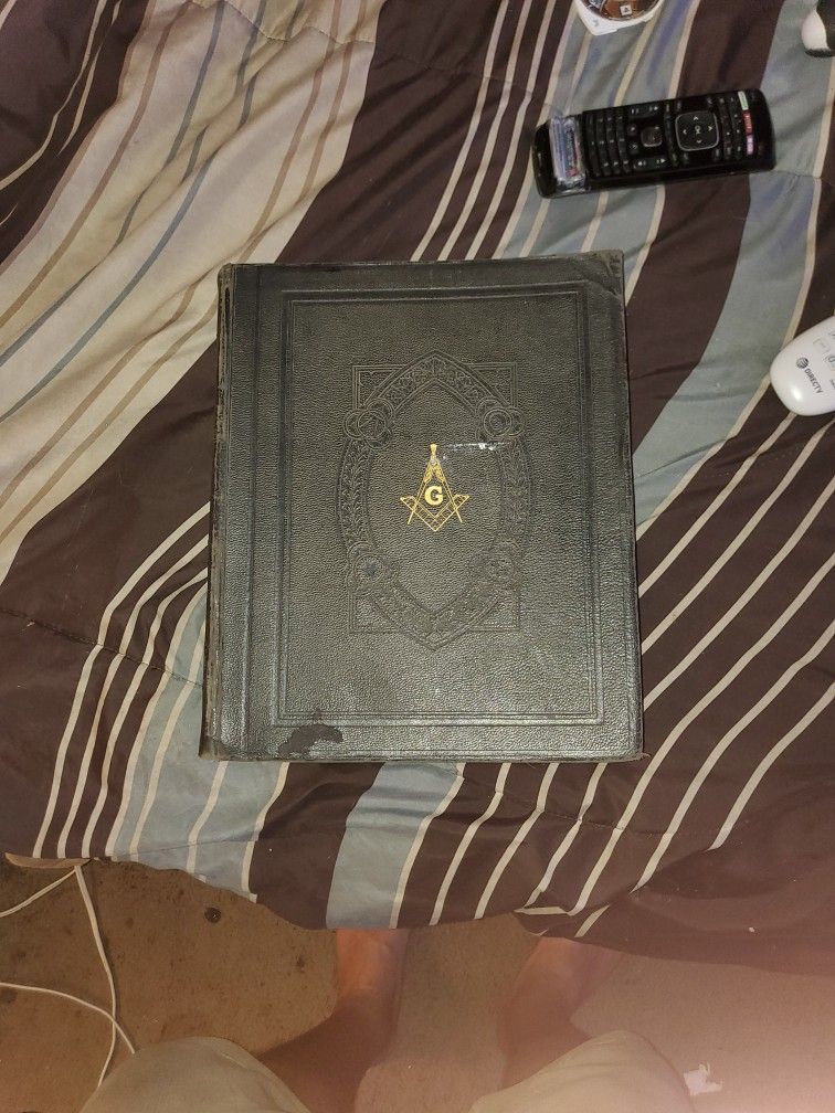 Holy Bible Masonic Edition Cyclopedic 1942