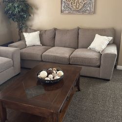 couches and table