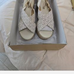 Mickael Kors Sandals