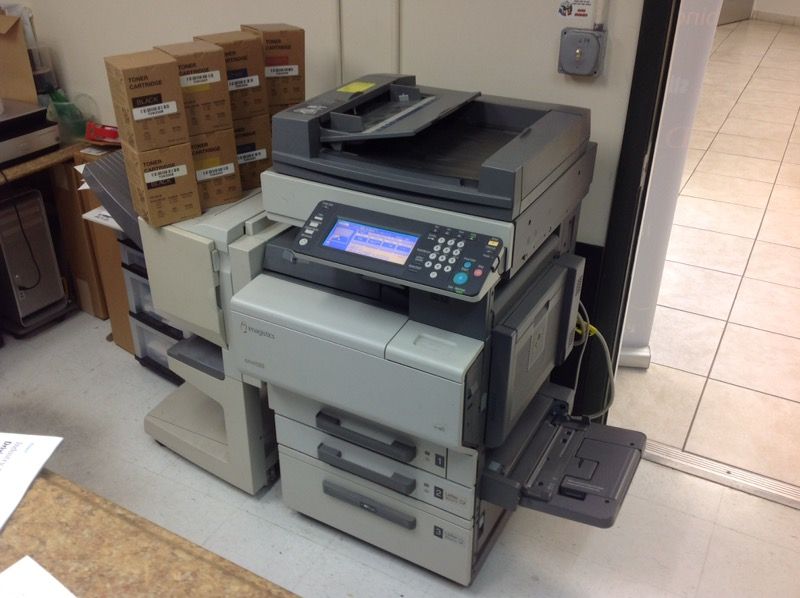Oce Imagistics cm4520, Color copier/printer with extra toners!