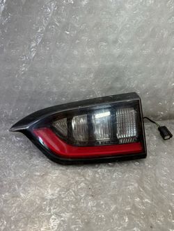 JEEP Cherokee 2019 2020 2021 2022 2023 Right Passenger Side Inner  Tail Light OEM