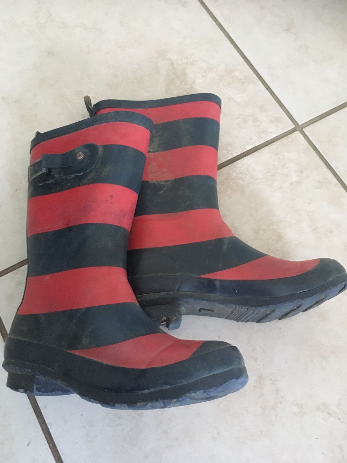 Rain boots (size 2)
