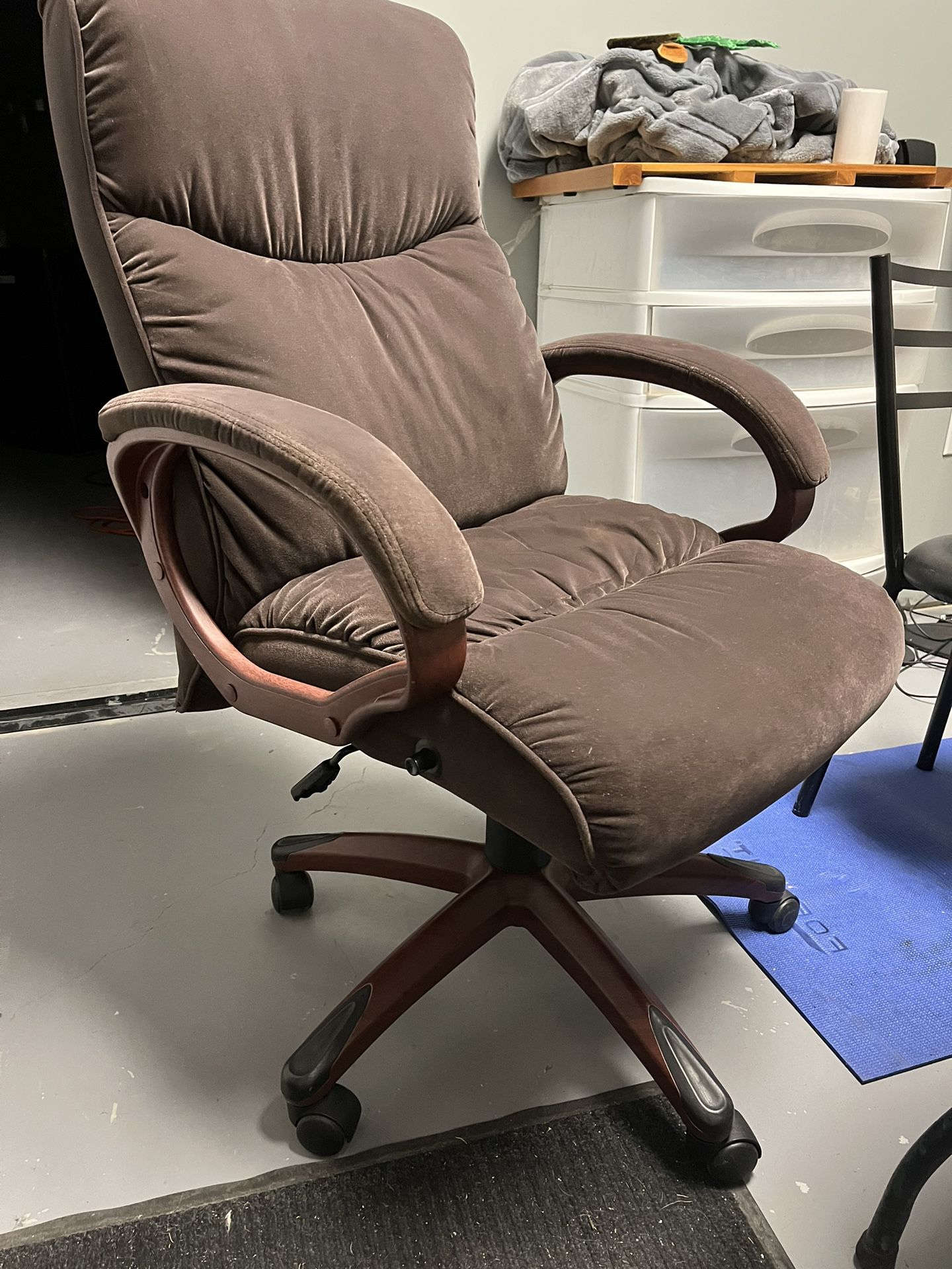 Tightly Use Office Boss Chair