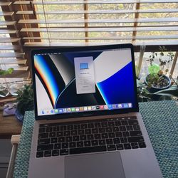 Apple MacBook Pro 2019 13 inch
